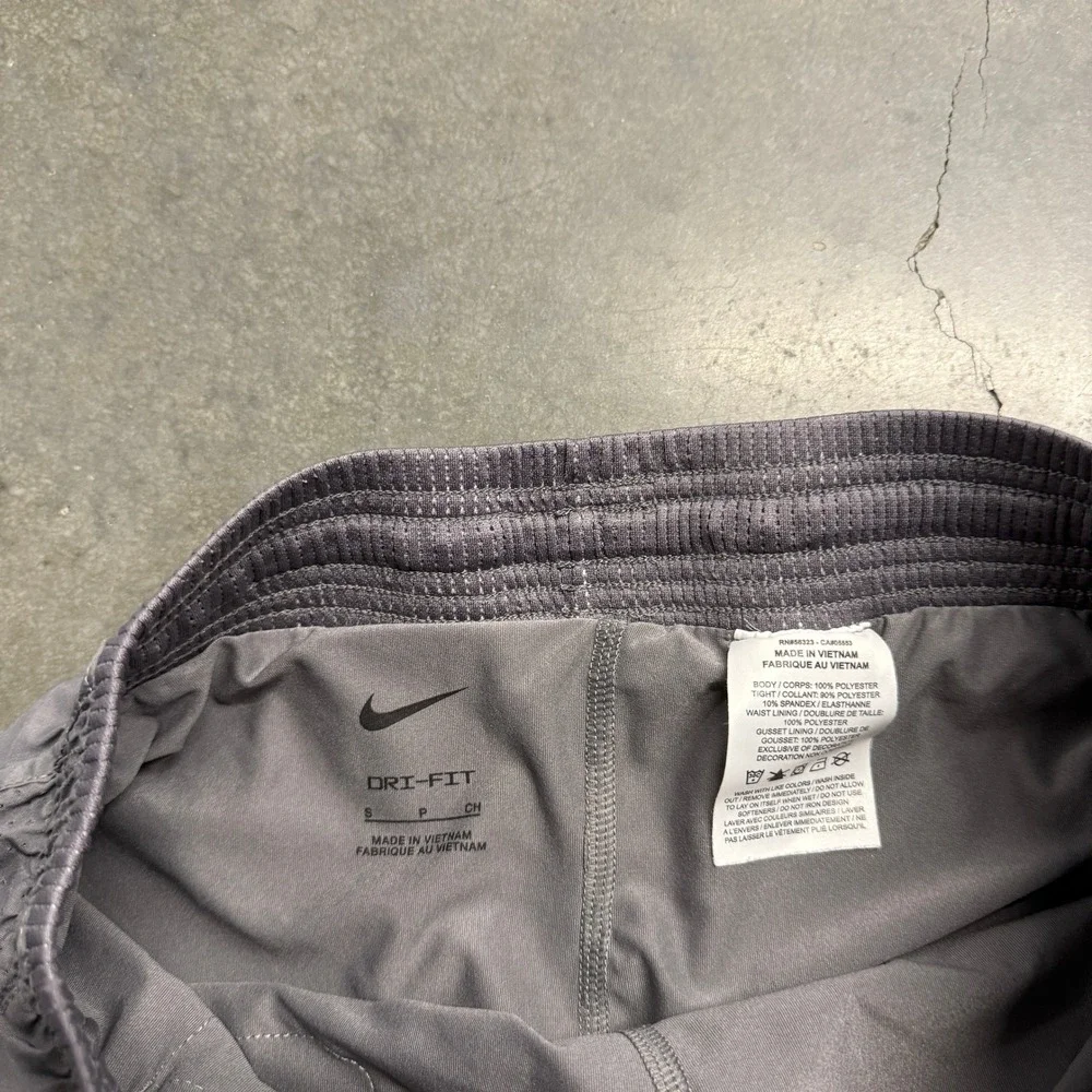 Nike Dri-FIT 2-in-1 Running Shorts Gray Small RN85632-CA05553